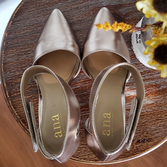 Wedges - Picture 6 of 8